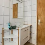 Haus Auryn דירה *